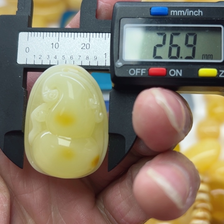 琥珀（矿物珀）裸石未镶嵌