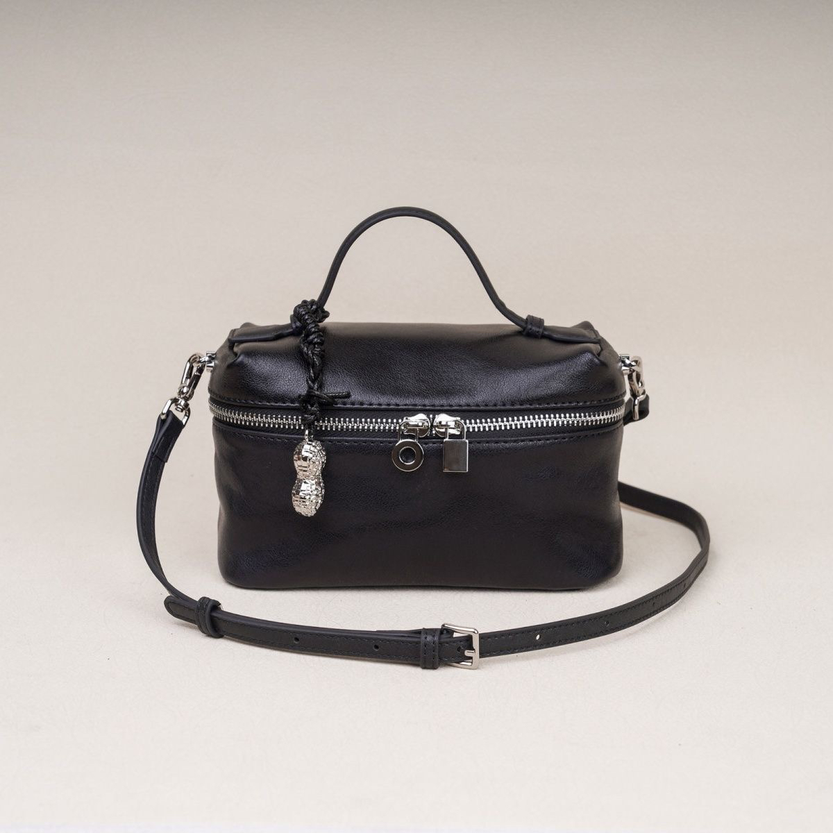 2025春夏新款头层植鞣牛皮小方包时尚简约饭盒包真皮小包女