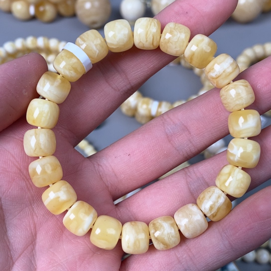 蜜蜡珠宝奇石未镶嵌10.5mm