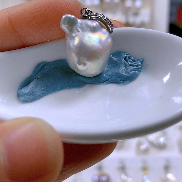 淡水珍珠颈饰合金