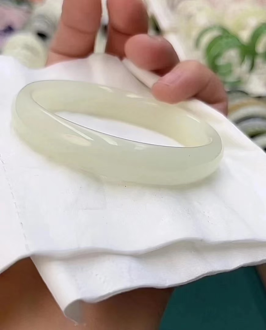  晴水宽版手镯多样性发其一