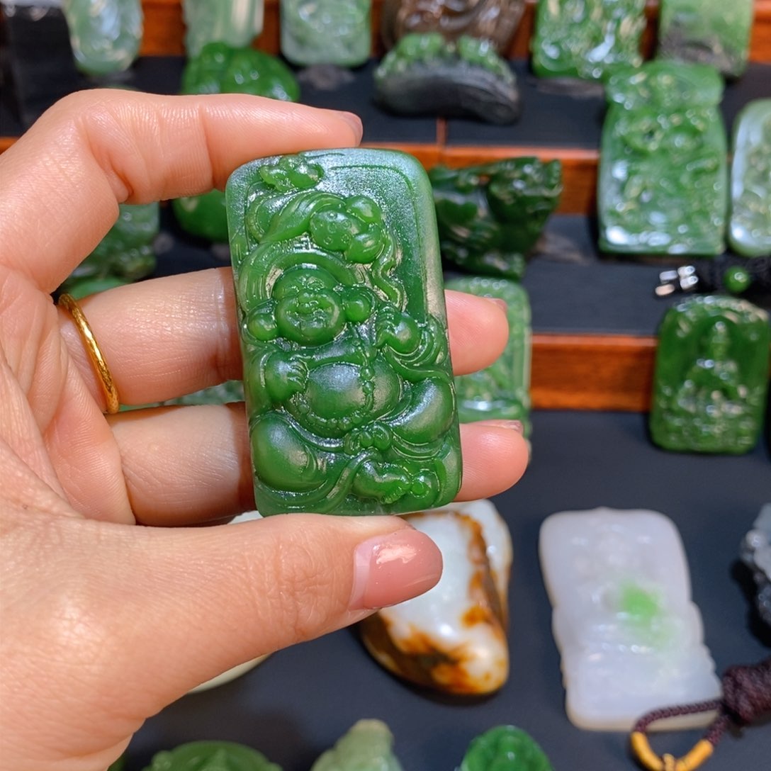 和田玉颈饰未镶嵌妍*