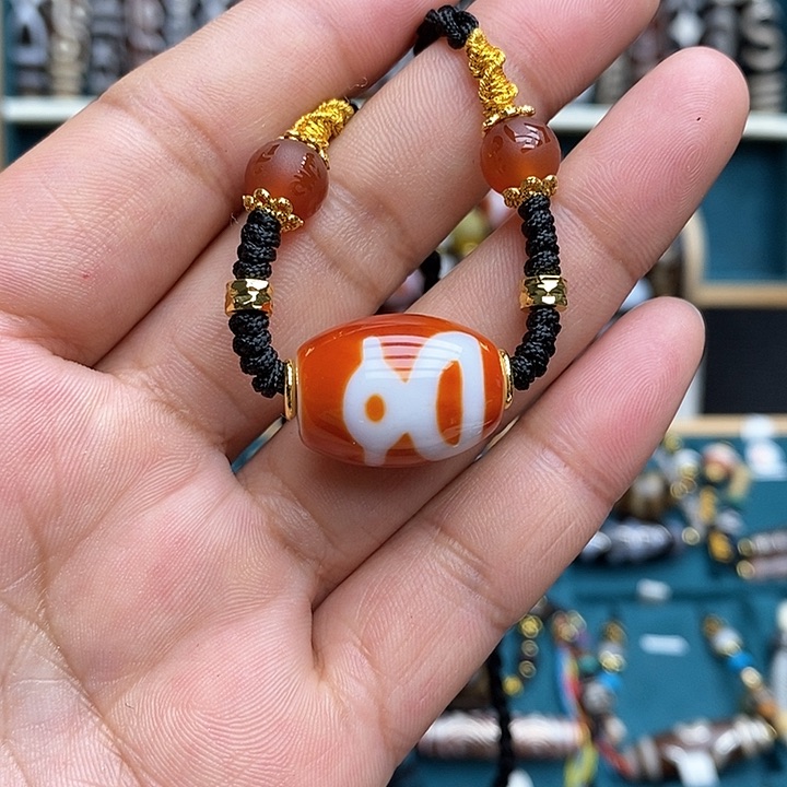 玛瑙/玉髓颈饰合金