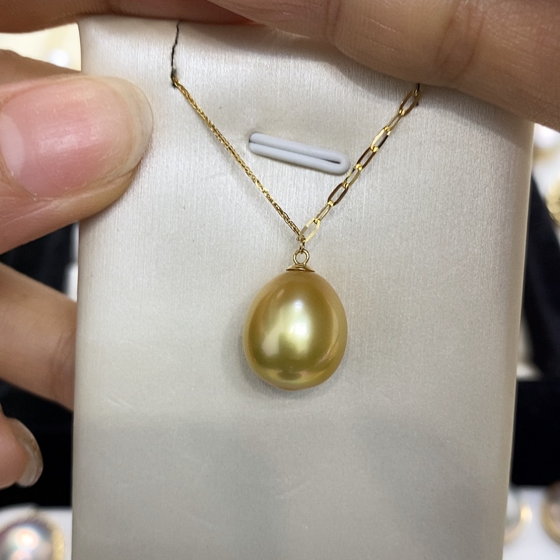海水珍珠吊坠(赠链)18K金镶嵌