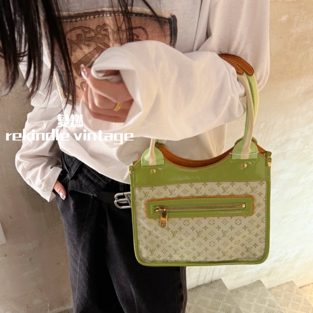 95新 LouisVuitton/路易威登 复燃精选/果绿丹宁老花单肩包