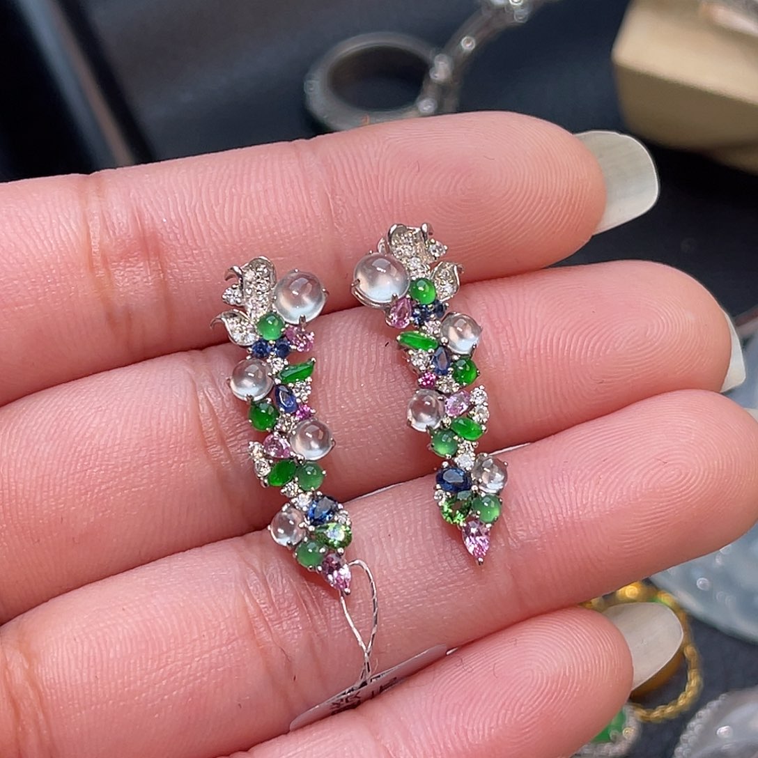 翡翠18K金镶嵌耳饰蛋面