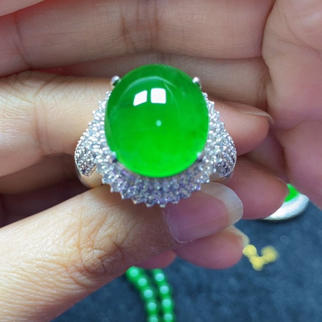 翡翠戒指未镶嵌天然翡翠