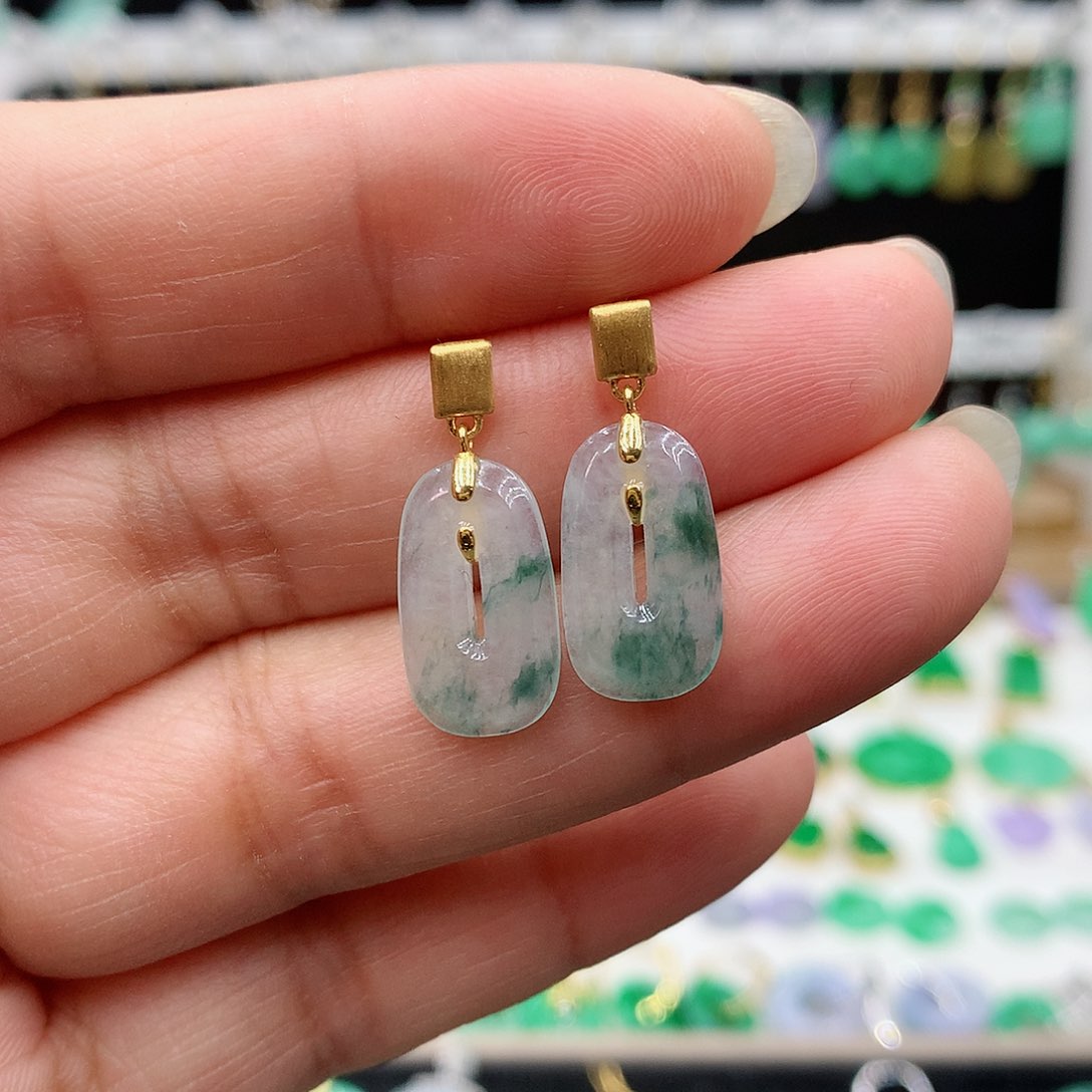 翡翠耳饰18K金镶嵌的