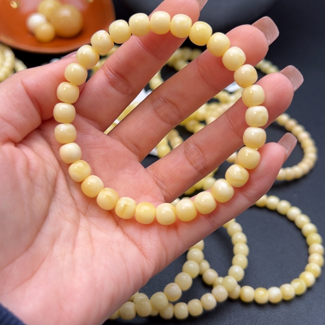 蜜蜡未镶嵌手链7.4