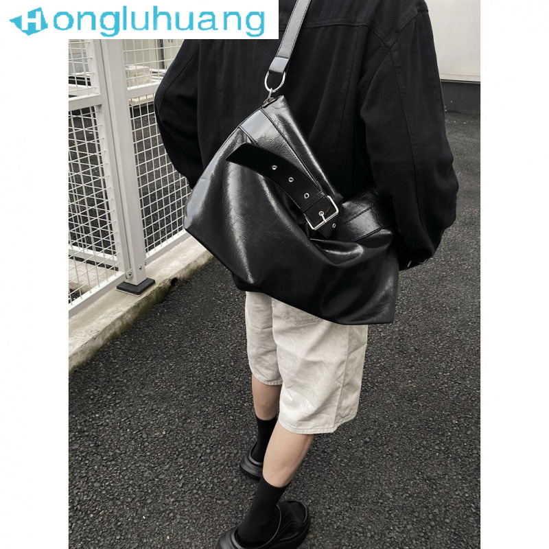 设计感潮流大容量斜挎包ins高级感软皮休闲单肩包男通勤托特大包