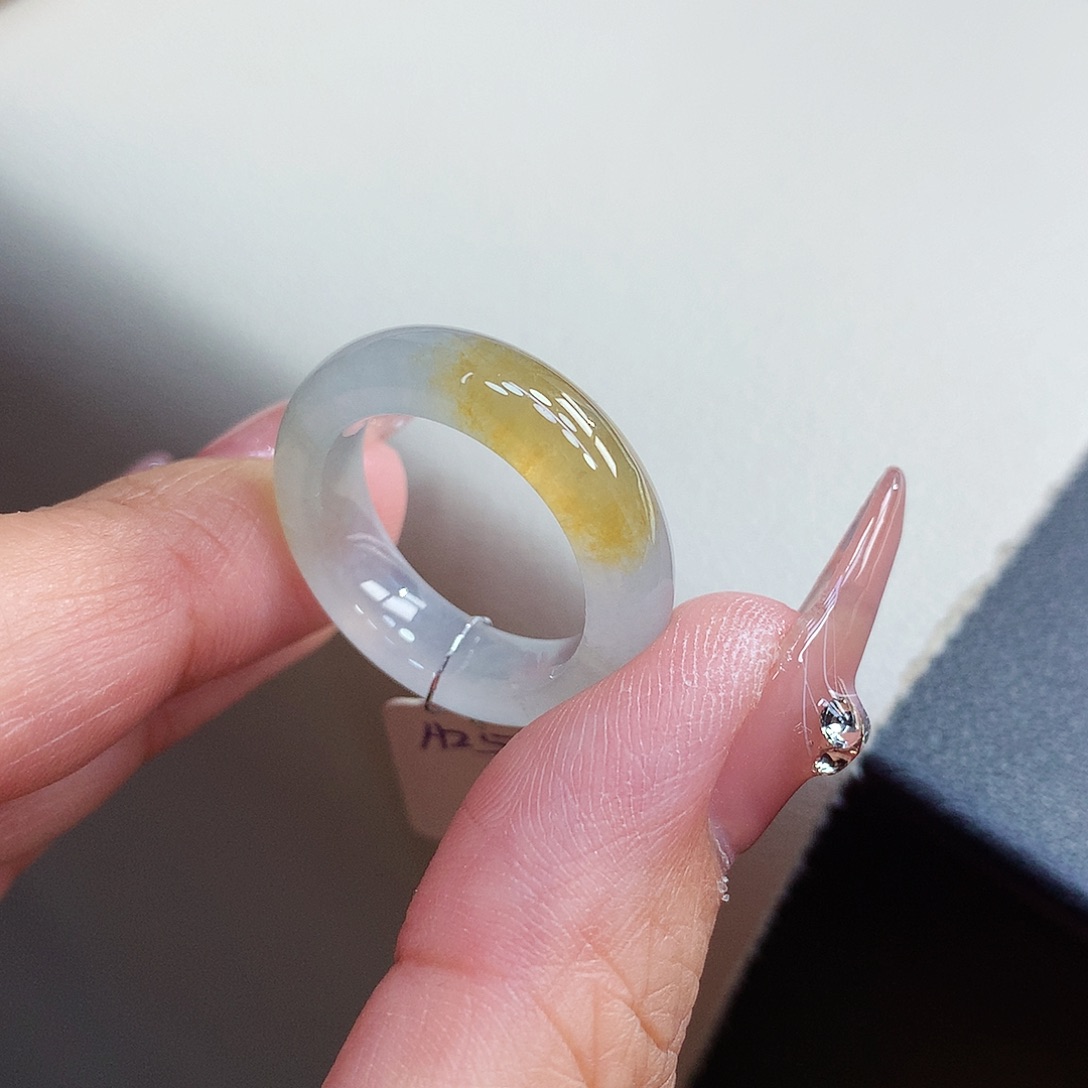 翡翠戒指未镶嵌17-18号