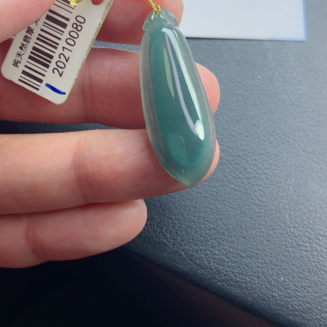 翡翠颈饰未镶嵌福瓜