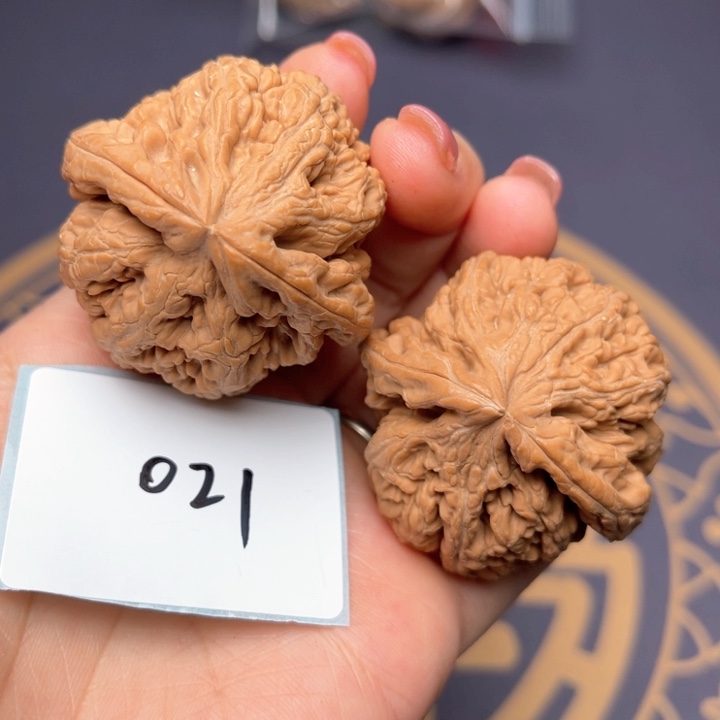 文玩核桃把件43大粗筋 021
