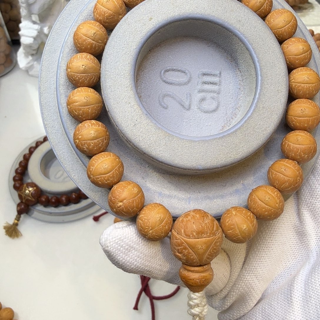 杨***人凤眼菩提吊坠11.4-11.7