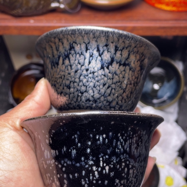 茶盏在我家门口呢在