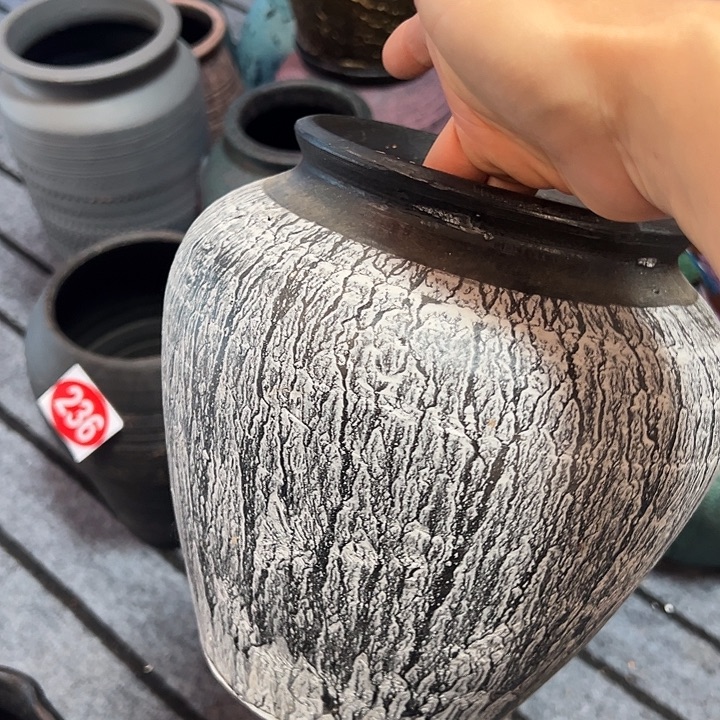 灰色坛子高20口14默认打孔