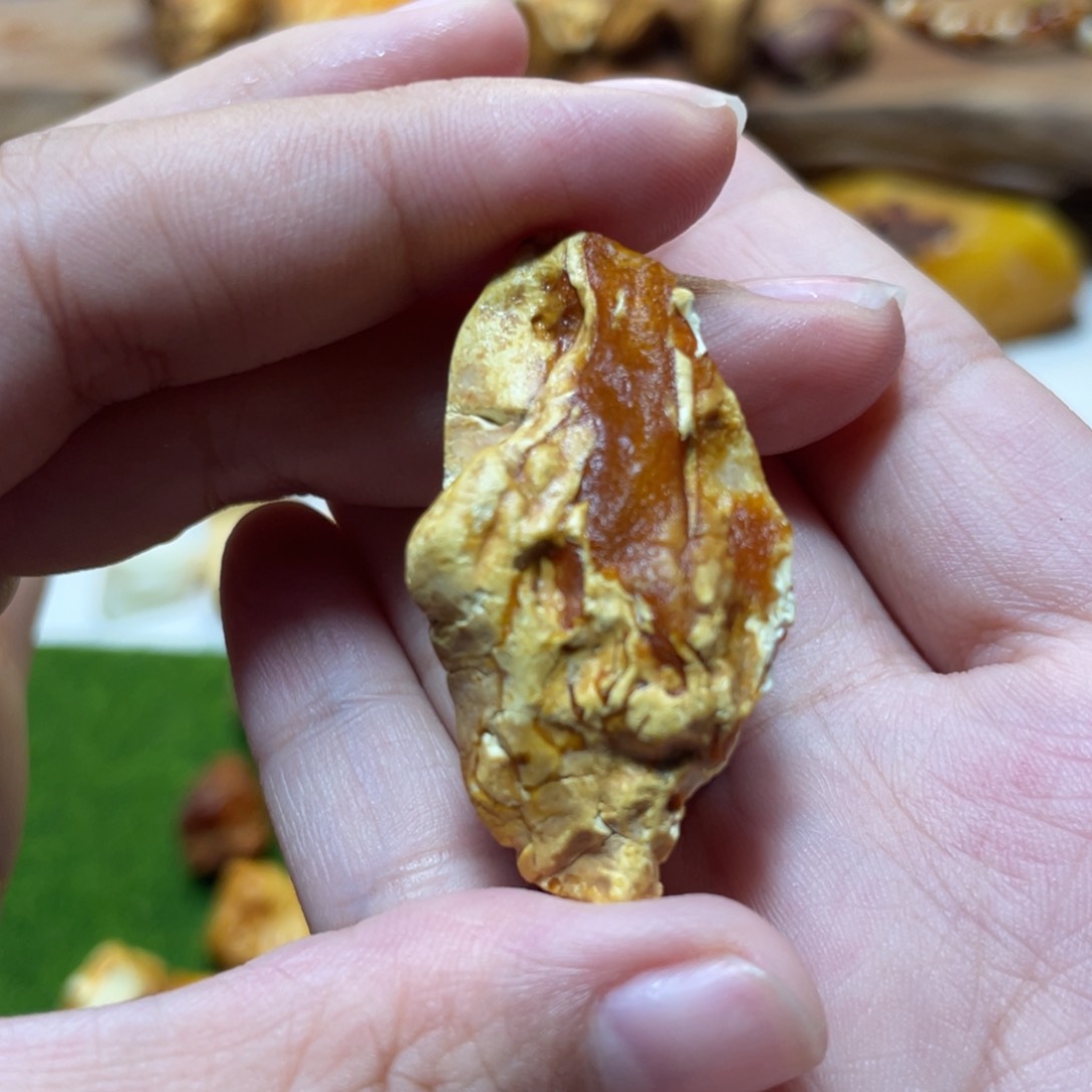 定制琥珀天然原矿