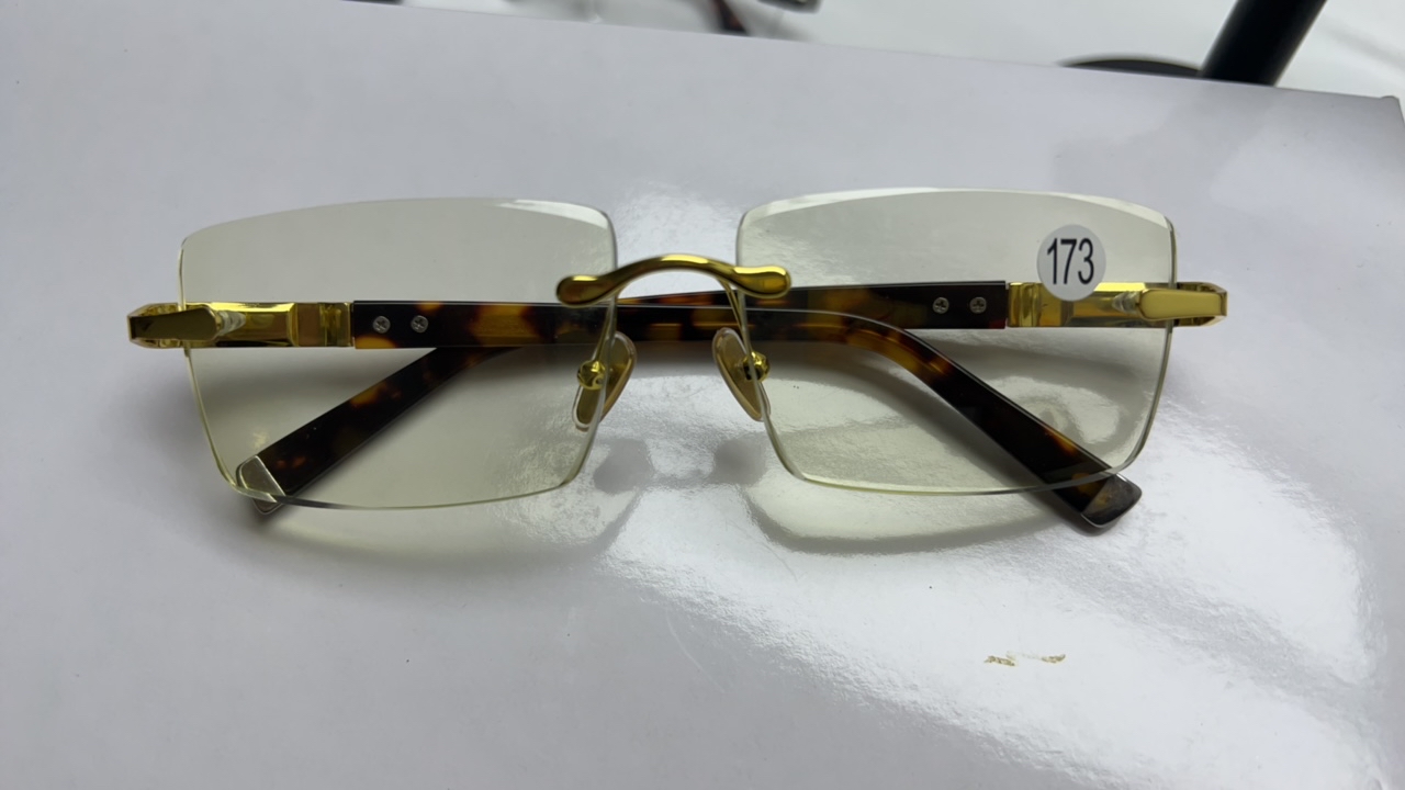 商务款竹叶青石头眼镜