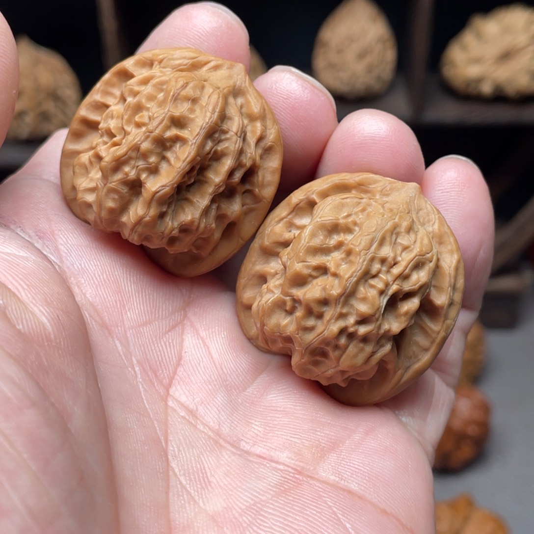 桃核把件33全品磐石