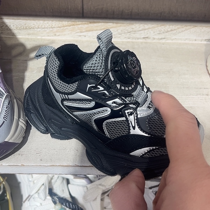 大***萌织物30圆点纽扣皮面贴片防滑扎地