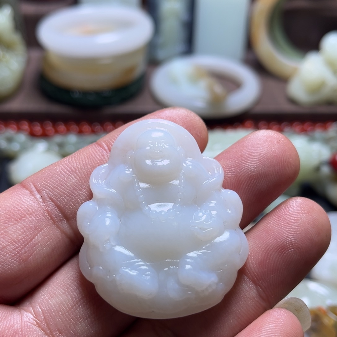 和田玉未镶嵌挂件