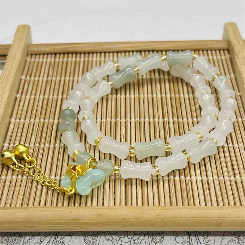 新疆天山翠金丝玉冰透叠戴手链