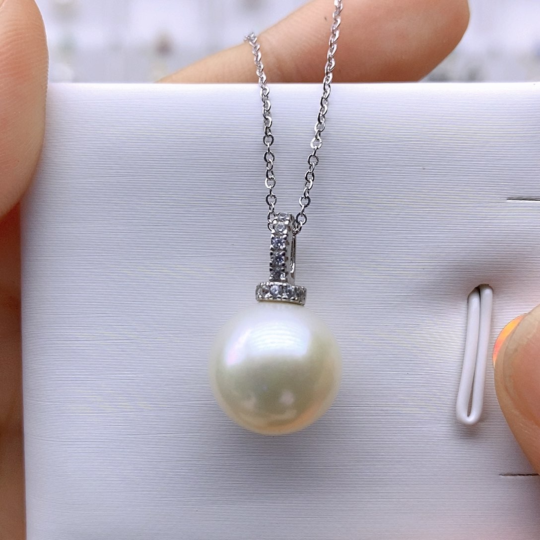 婷***若淡水珍珠银S925镶嵌吊坠(赠链)