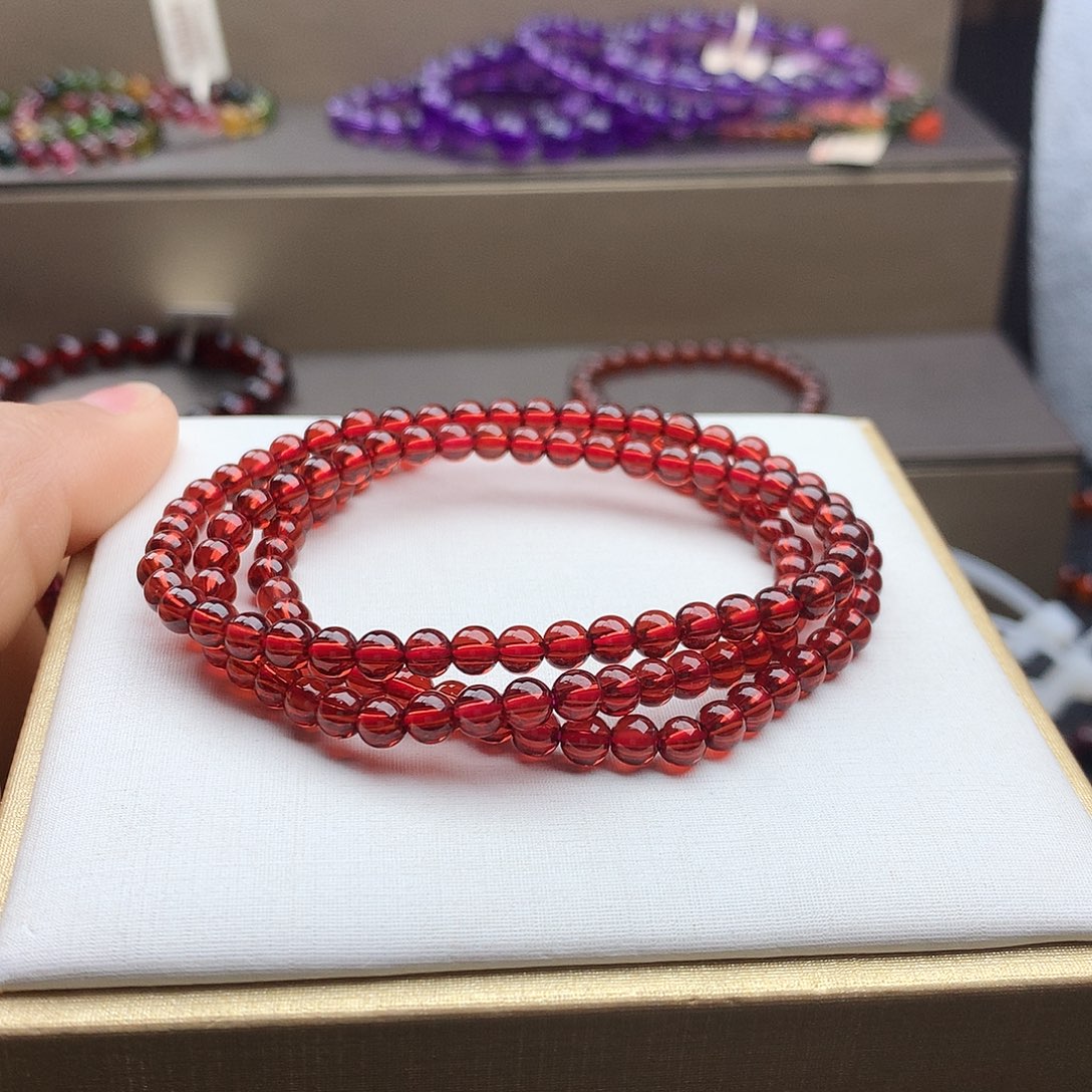 石榴石手串未镶嵌4.5