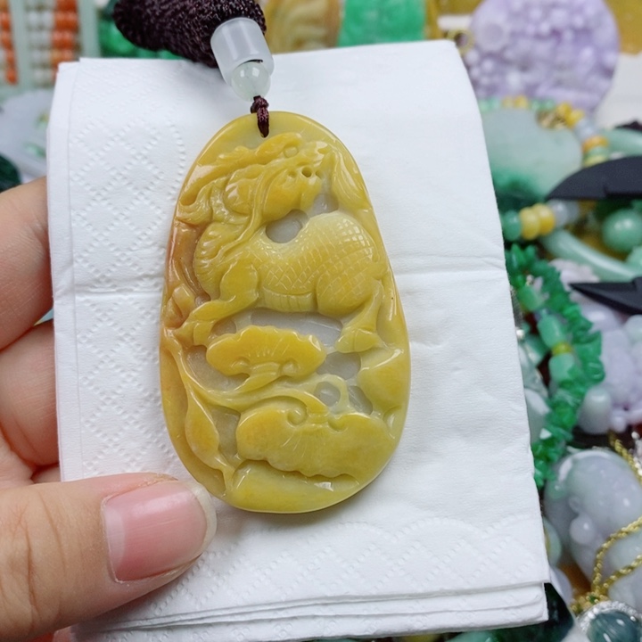 翡翠吊坠(不含链)未镶嵌