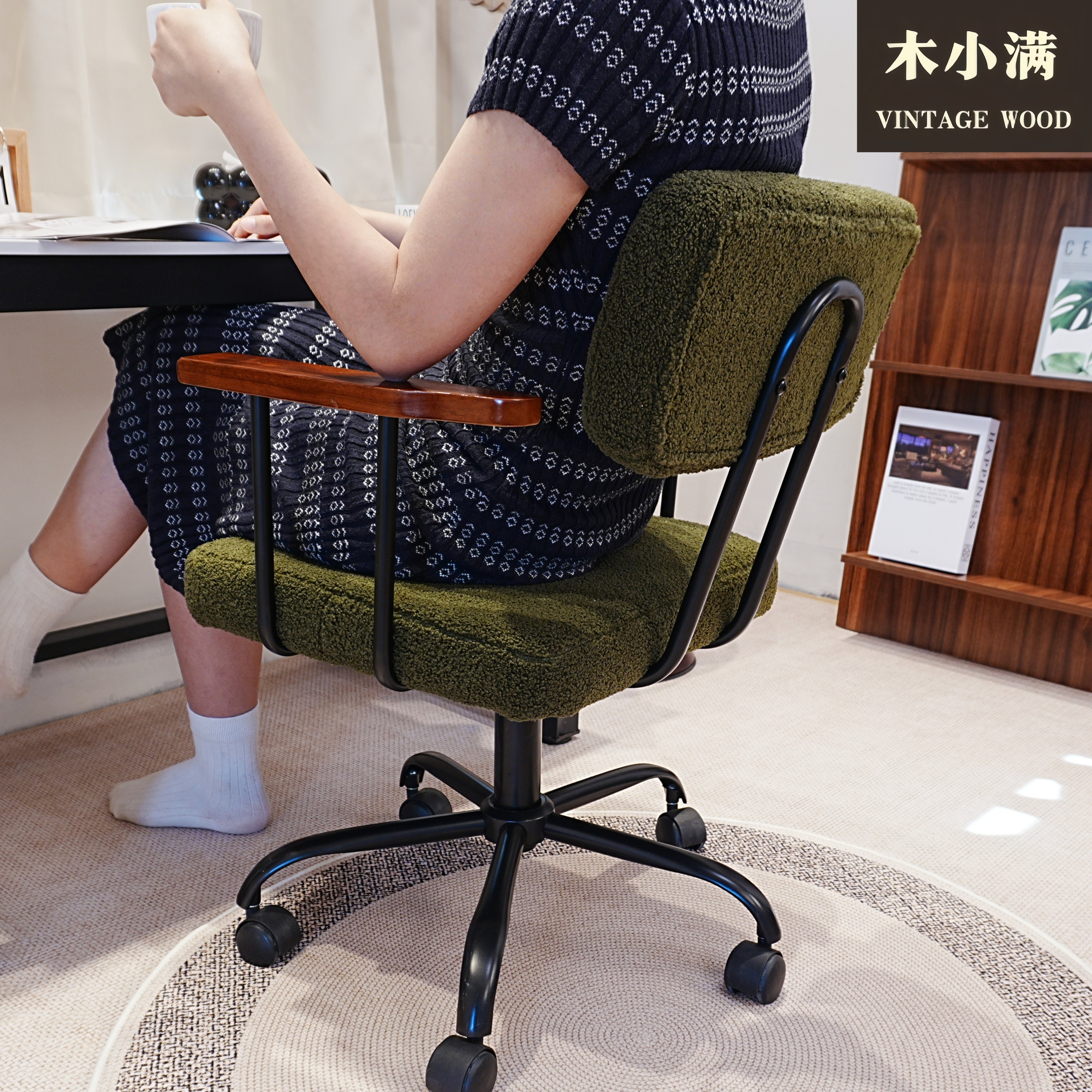复古实木电脑椅卧室化妆书桌椅转椅靠背椅书房办公椅女生中古椅子