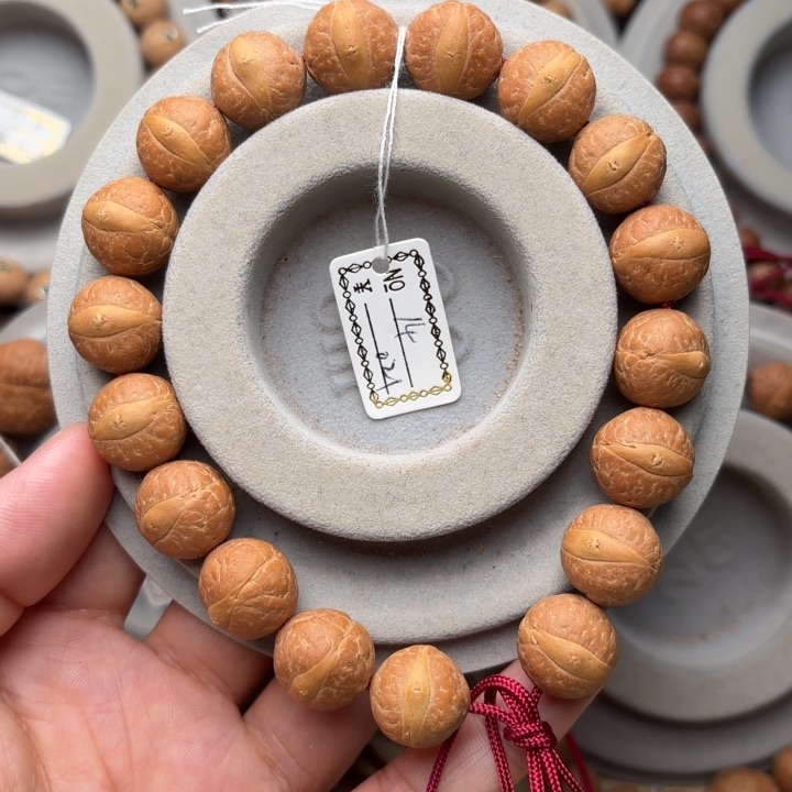 凤眼菩提手串14m m手串