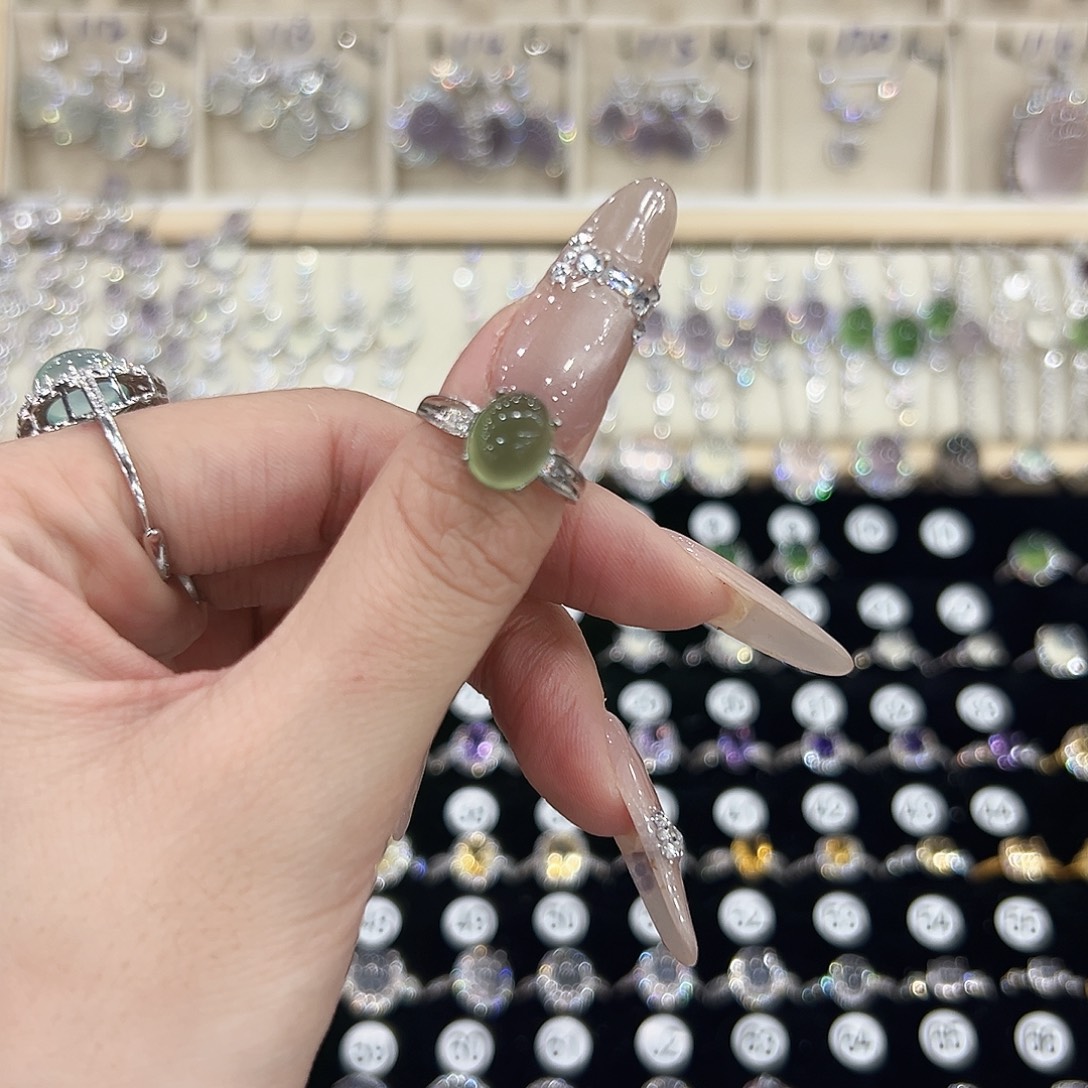 ****面岫玉银S925镶嵌戒指