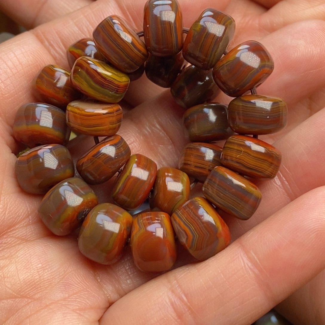 玛瑙/玉髓手链未镶嵌战国红