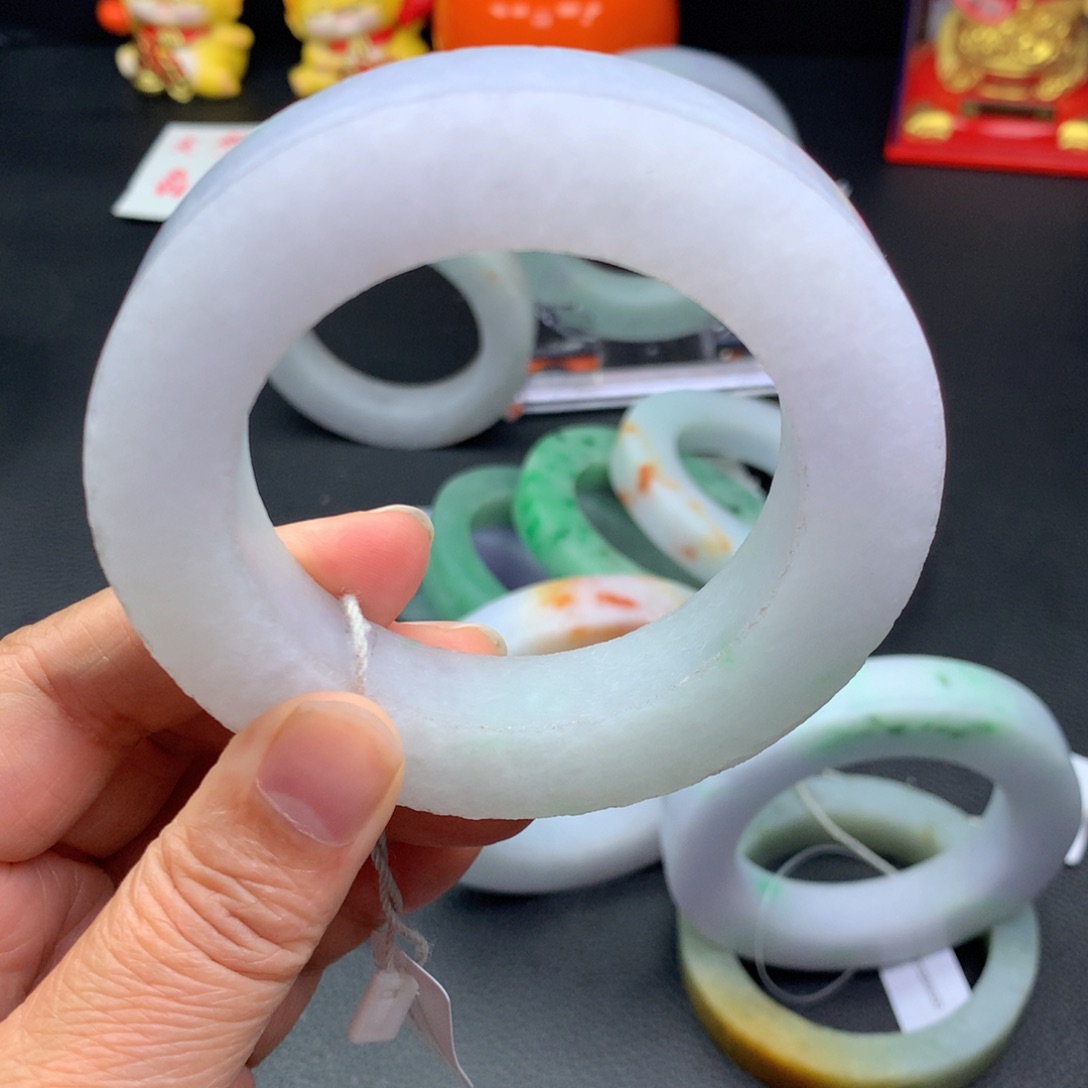 定制翡翠手镯未镶嵌