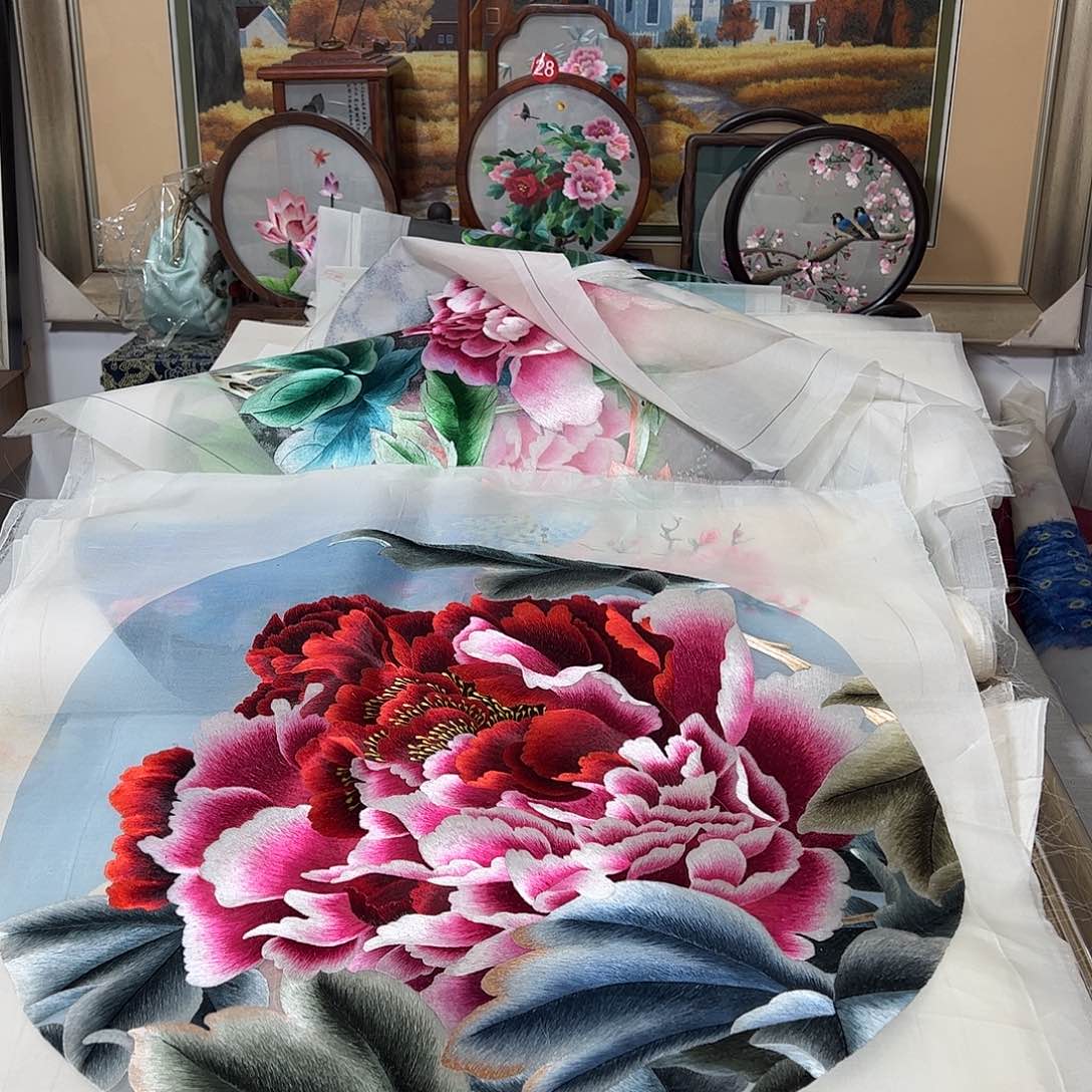 织绣纯手工刺绣画