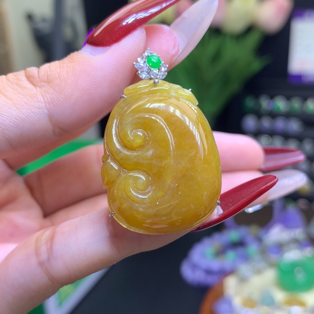 翡翠颈饰18K金镶嵌天然