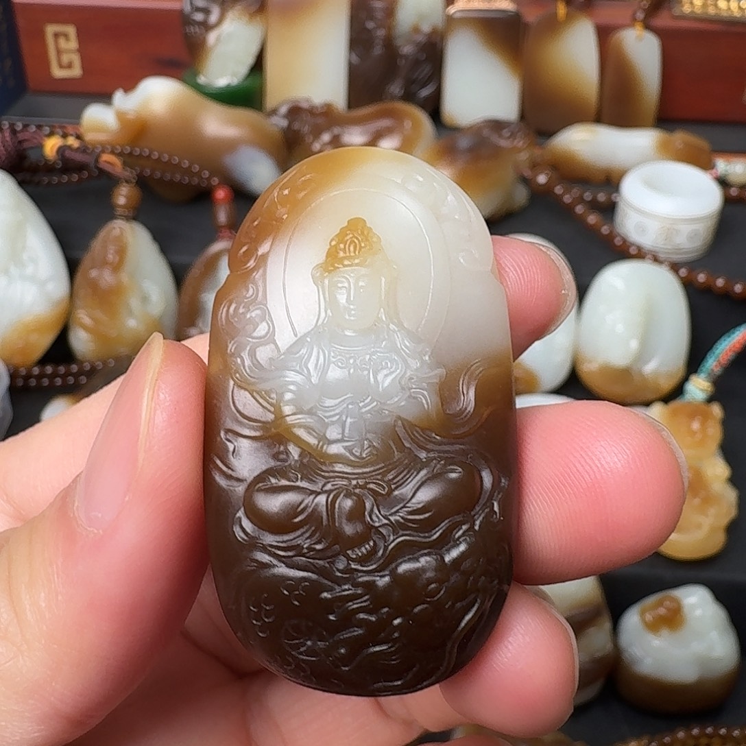 和田玉（糖玉）未镶嵌吊坠(不含链)