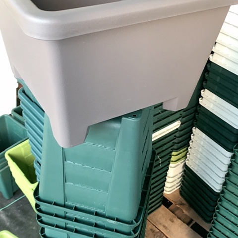 树脂3个咖色方形球根无托