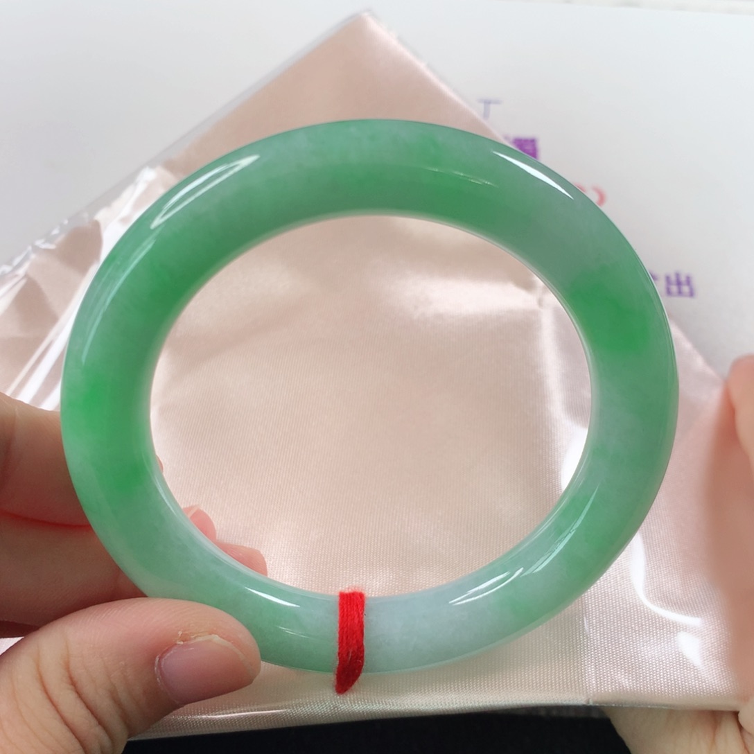 未镶嵌手镯（圆镯）翡翠265