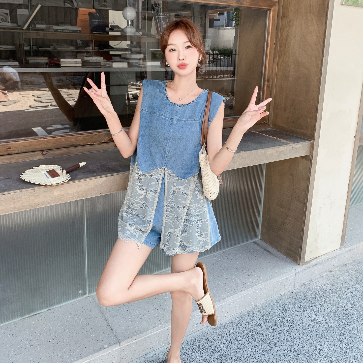小众设计感蕾丝拼接牛仔马甲套装女2025夏新款时尚休闲短裤两件套