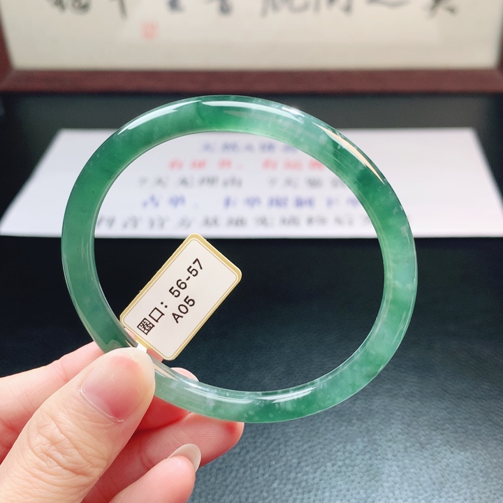 翡翠未镶嵌手镯翡翠手镯30