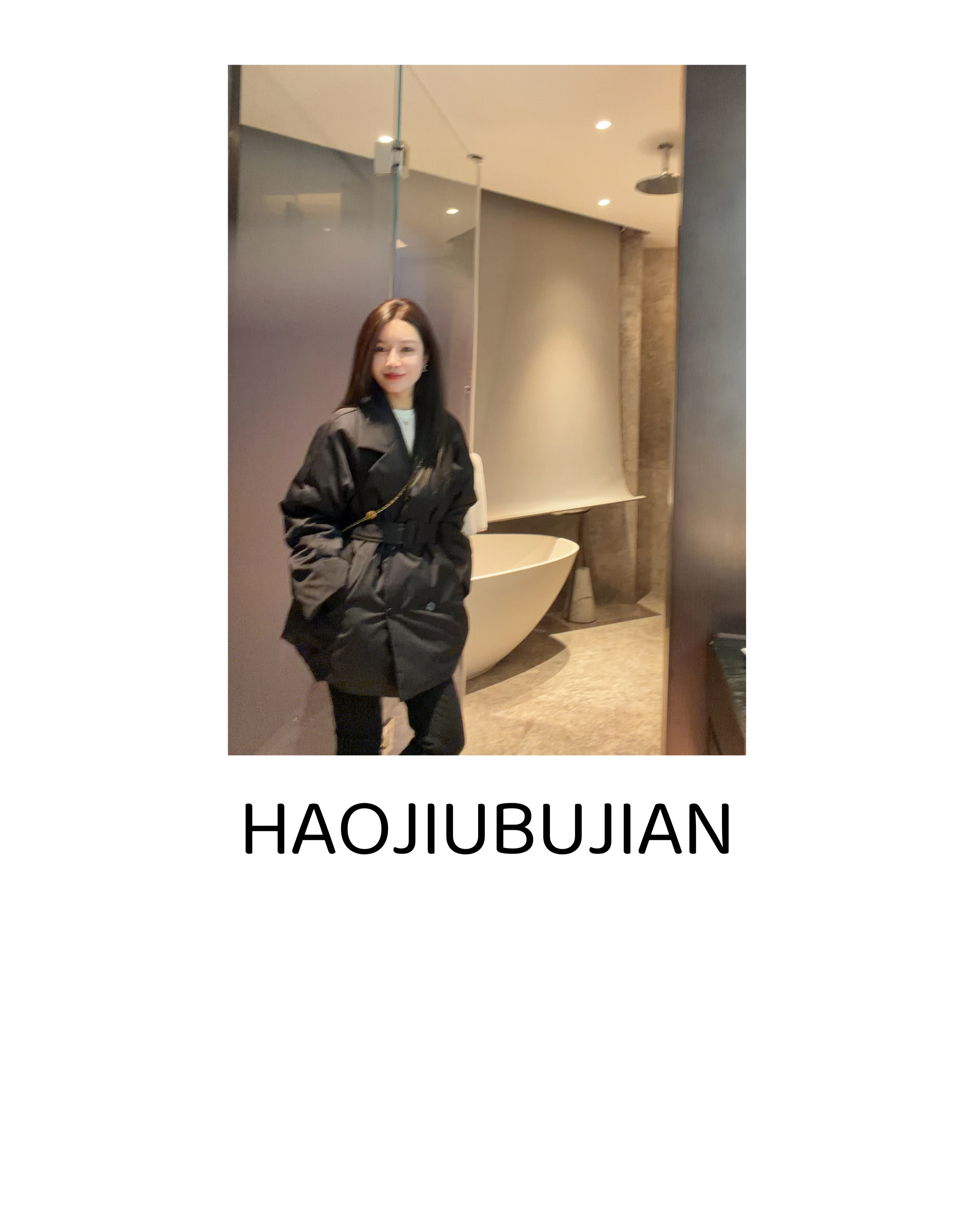 好久不见黑色腰带西服款羽绒服