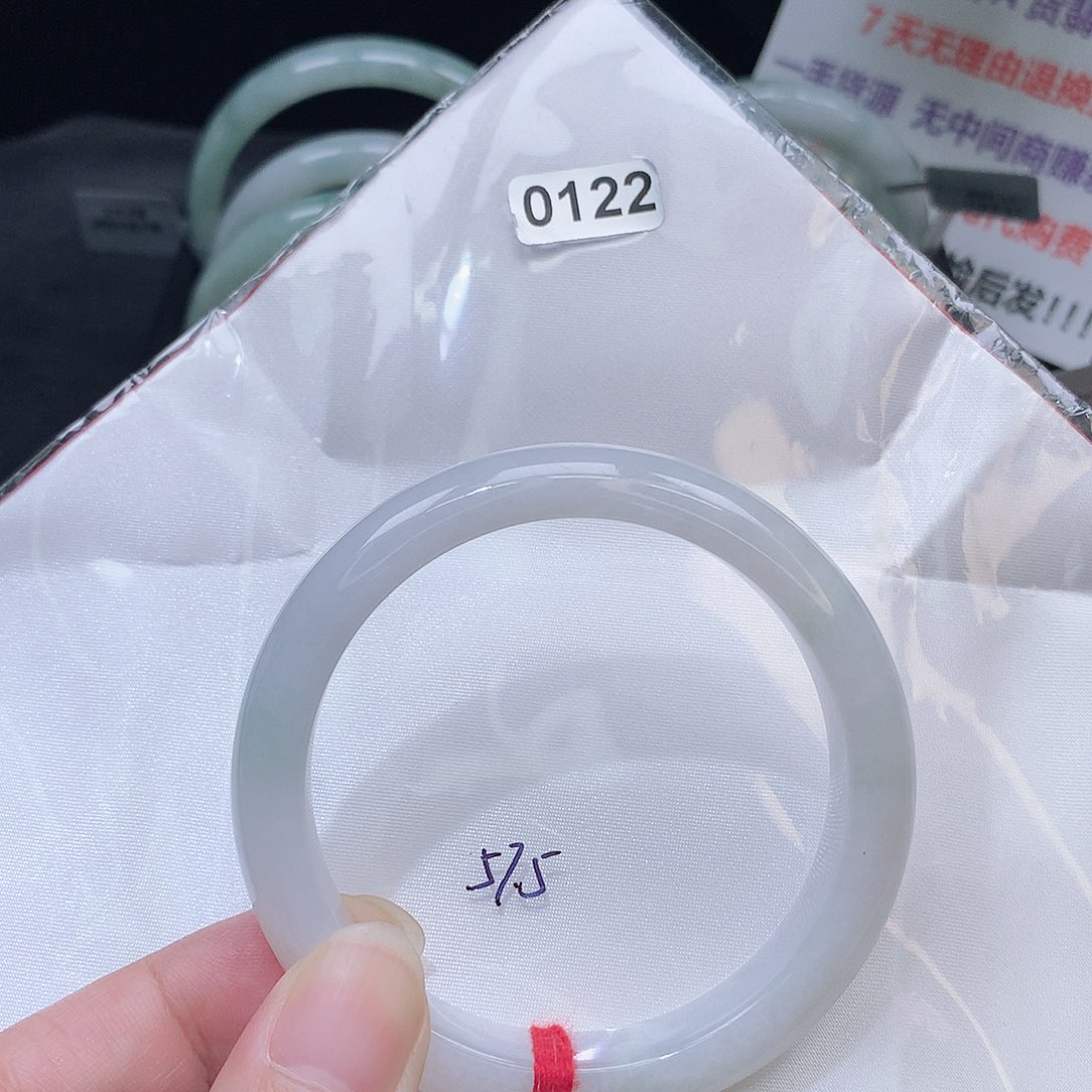 翡翠未镶嵌手镯0122