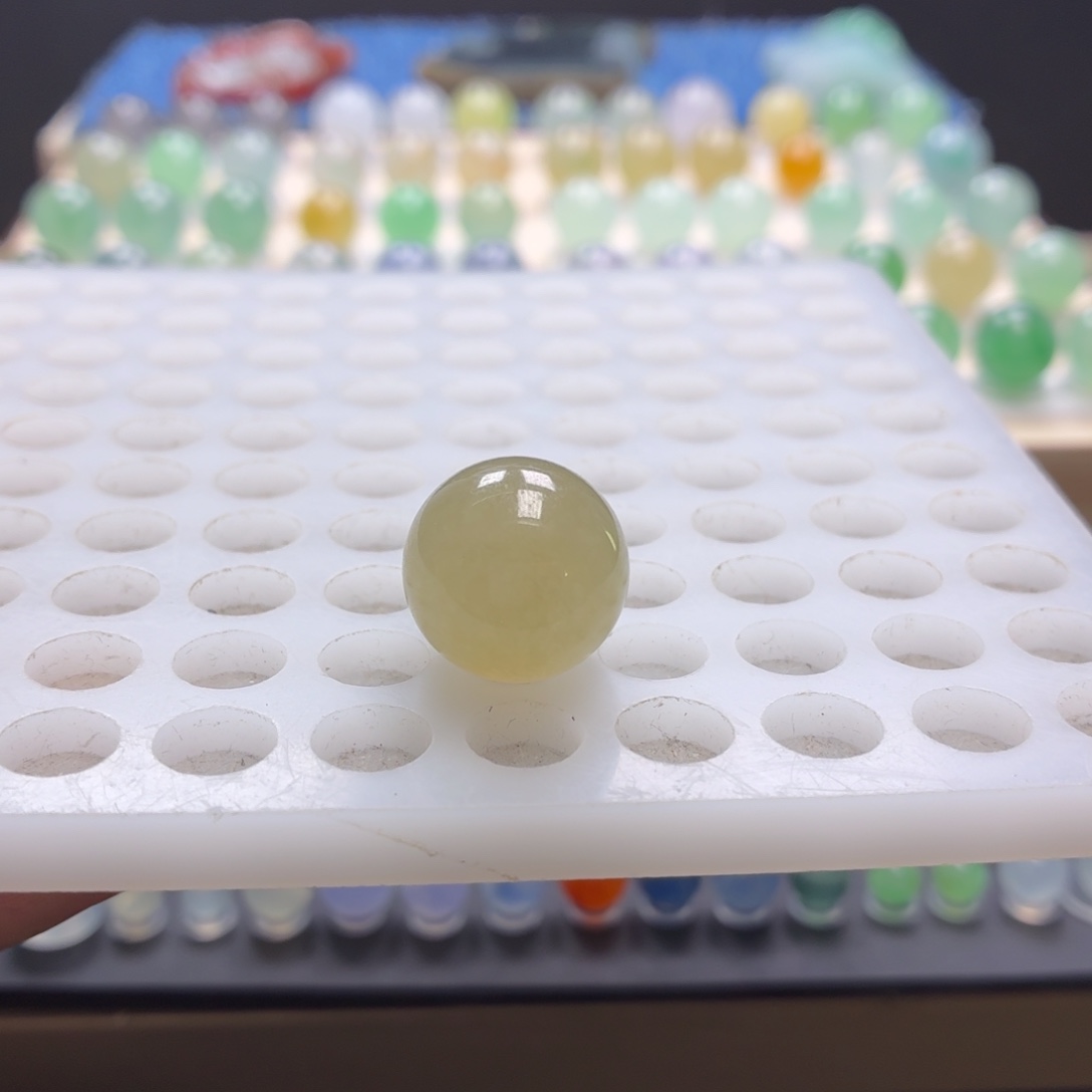 翡翠未镶嵌手链15.8翡翠圆珠