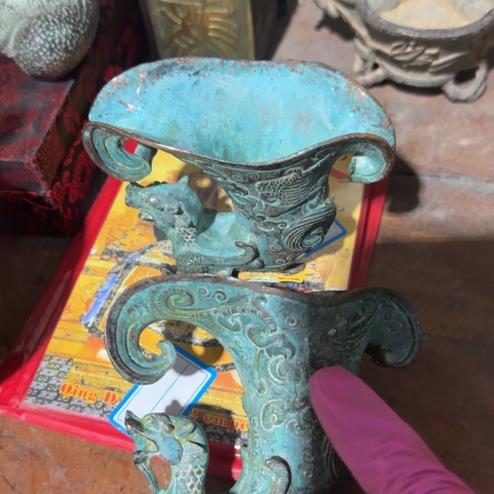 铜龙凤杯一对炸漏