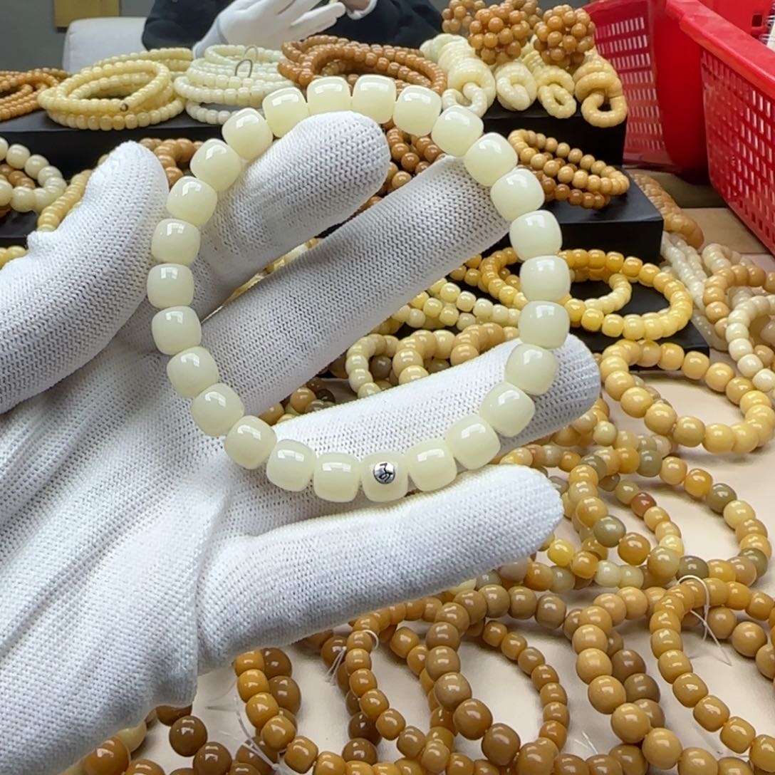 手串菩提根/象牙果8.9 5年鬼工 霜降