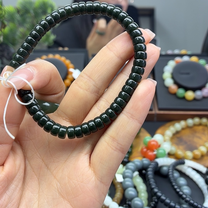 万***成和田玉（糖玉）未镶嵌手串