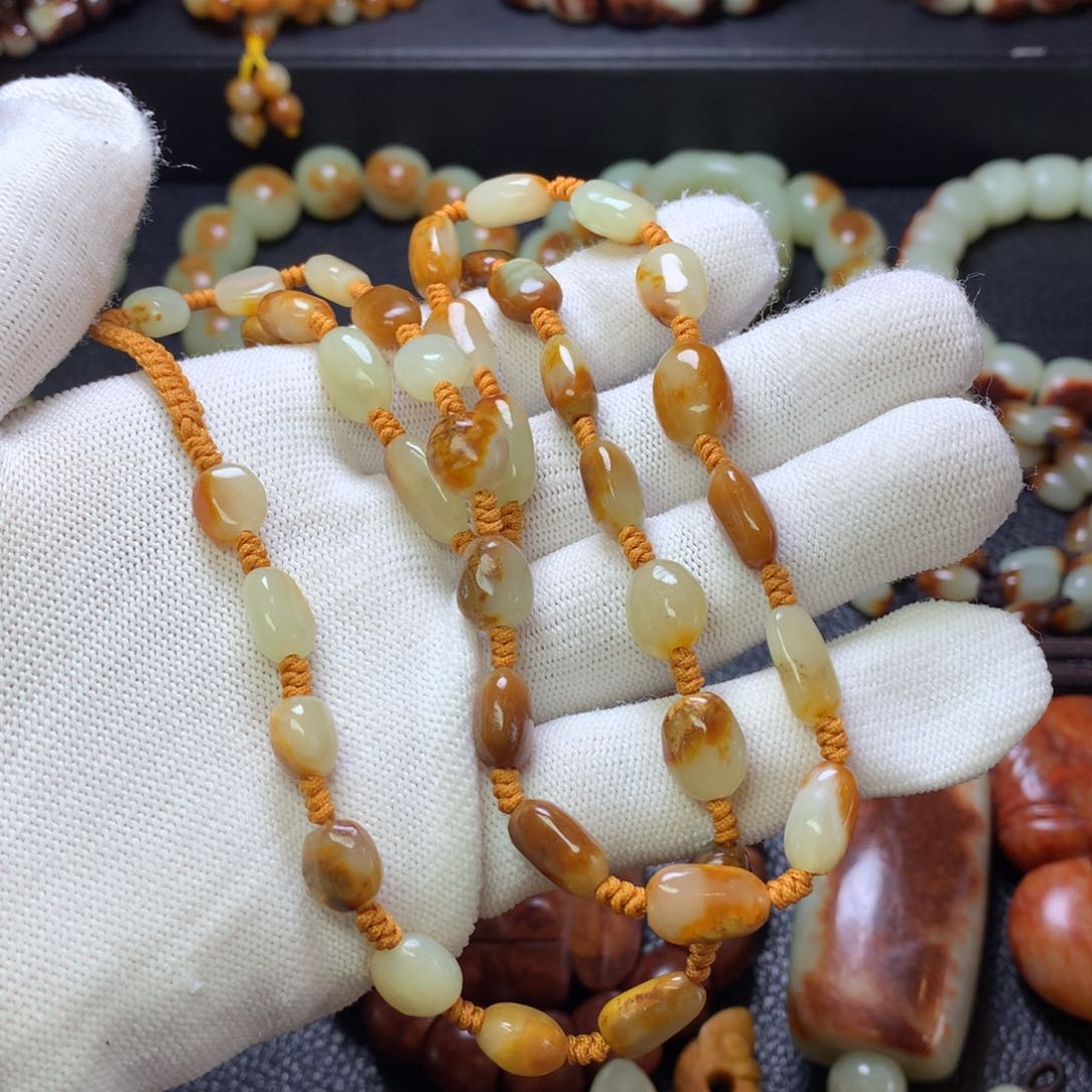 未镶嵌手链岫岩河磨玉（透闪石质玉）枣****部