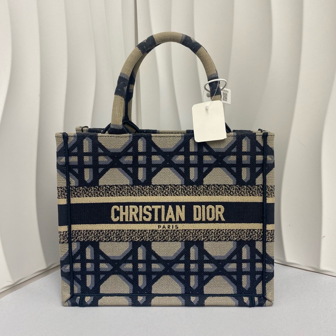 95新 DIOR/迪奥 小号菱格纹托特包手提包9696841二奢