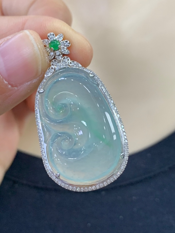 18k金镶嵌如意，完美